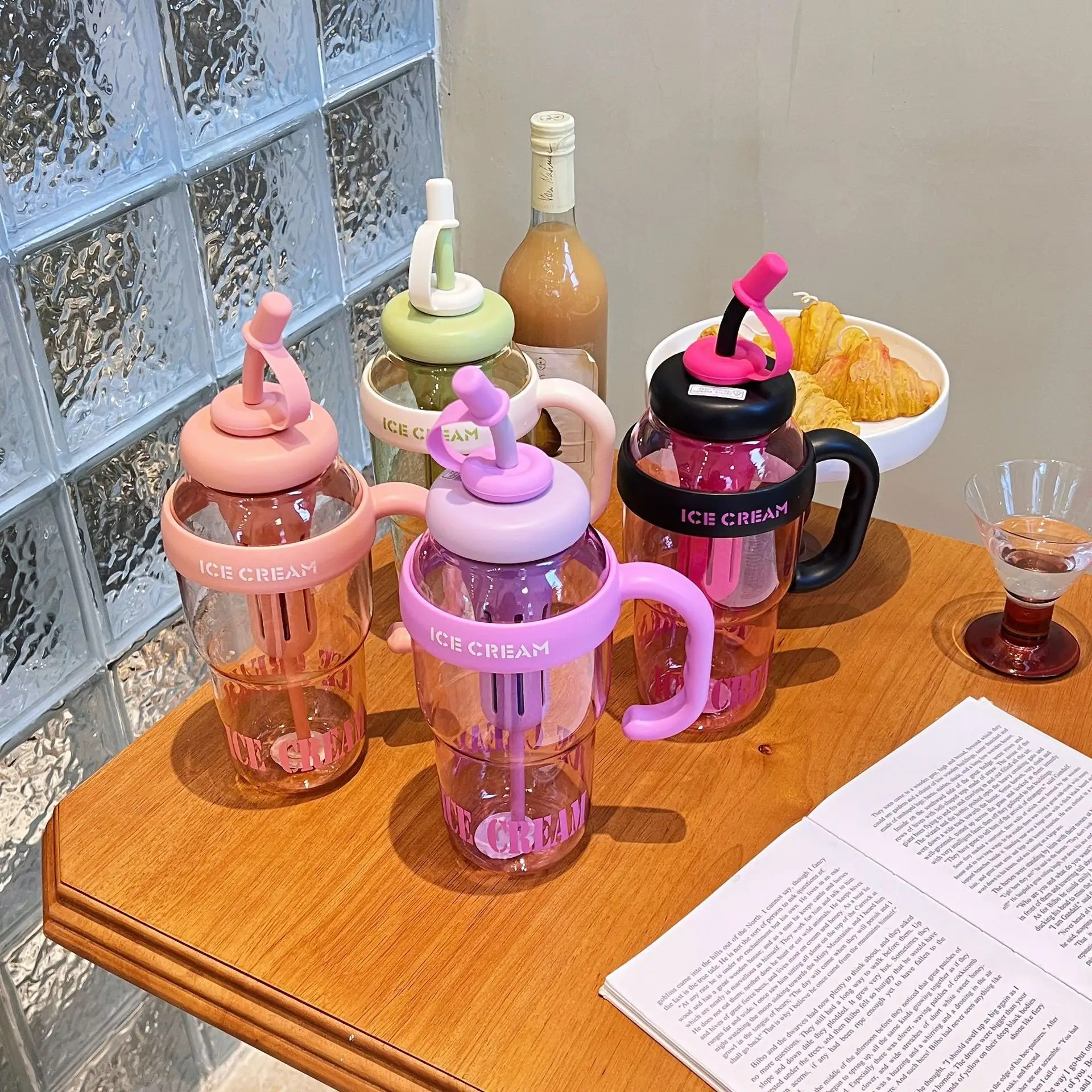 Designer Colourful Sipper Bottle – Transparent Bottle with Straw and Handle – Cute Leakproof Design for School,Travel Office,Daily Hydration Needs (Purple)