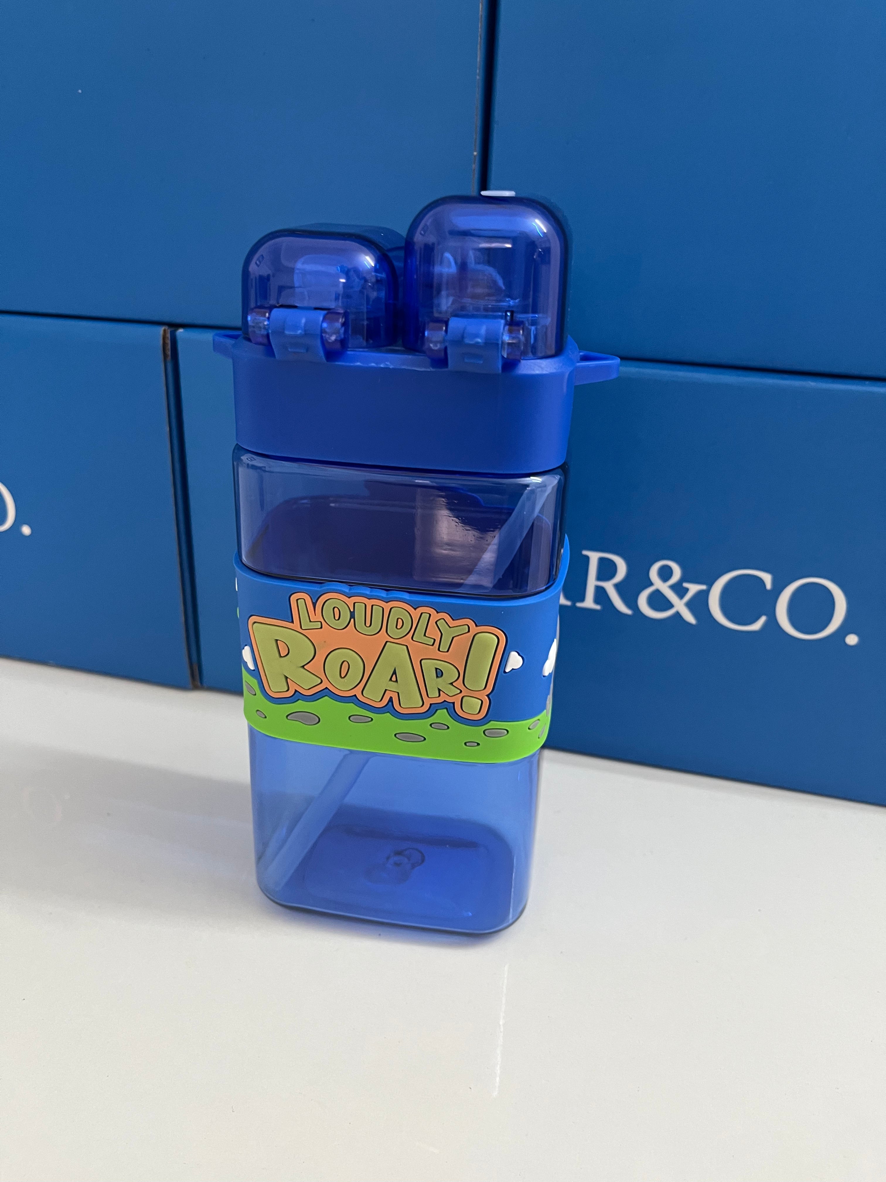 Cartoon Water Bottle with Adjustable Strap – Cute Double Drinking Straw Cup | Leak-Proof, Portable Tumbler – 520ML –Perfect for School & Outdoor Fun (Purple)